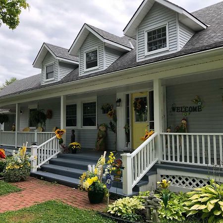 Yellow Door Bed And Breakfast Fort Erie Exterior foto