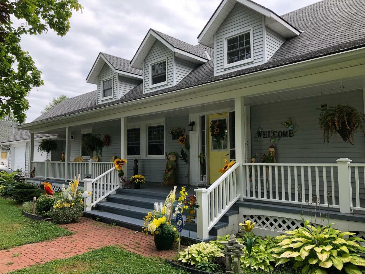 Yellow Door Bed And Breakfast Fort Erie Exterior foto
